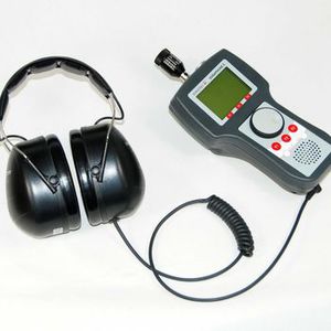 medical device leak tester