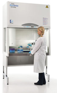 class II microbiological safety cabinet / laboratory / floor-standing / laminar flow