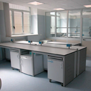histopathology laboratory bench