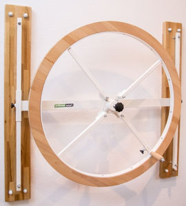 wall-mounted shoulder wheel