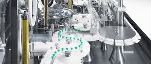 filling and closing machine for the pharmaceutical industry