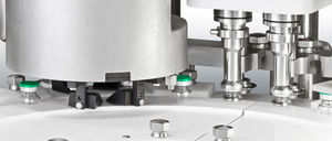 sealing machine for the pharmaceutical industry