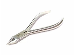 orthodontic pliers