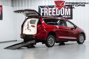 minivan wheelchair accessible vehicle