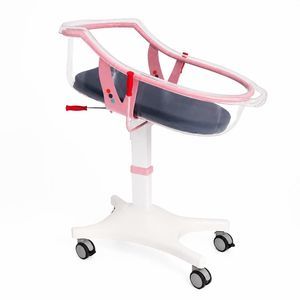 height-adjustable hospital bassinet 1