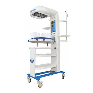 infant warmer on casters 1