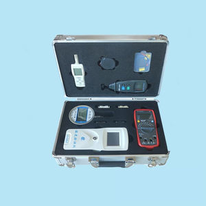 thermostatic test chamber