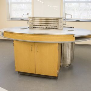 scientific research laboratory workstation