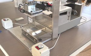 pharmaceutical industry label applicator 1