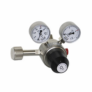 O2 pressure reducer