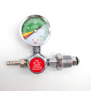 medical gas pressure regulator