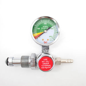 medical gas pressure regulator