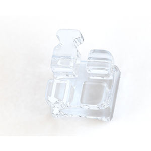 aesthetic orthodontic bracket