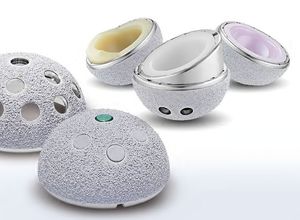cementless acetabular prosthesis