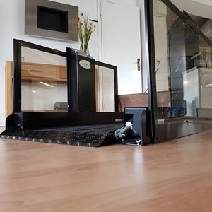 wheelchair lifting platform