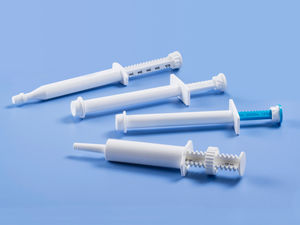 laboratory syringe 1