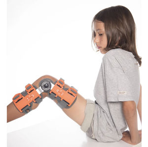 knee orthosis 1
