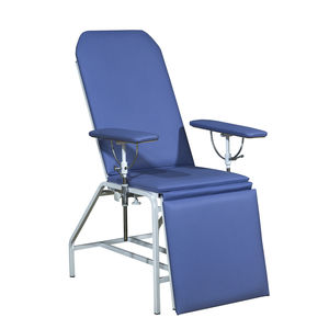 chair with armrests