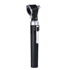 otoscope with speculum