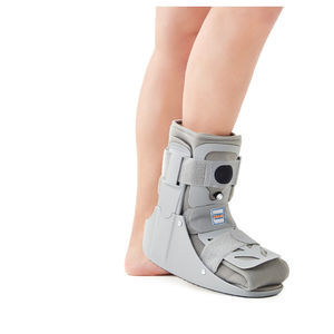 short walker boot