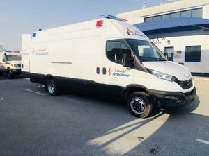 intensive care ambulance 1