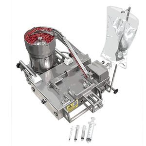 filling and sealing machine for the pharmaceutical industry