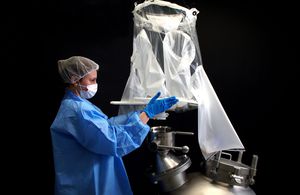 reactor loading system bag