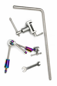 humeral head retractor 1