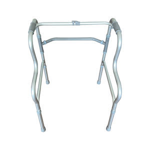 height-adjustable mobility walker 1