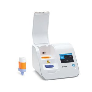 PCR POC analyzer