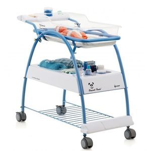 hospital bassinet on casters