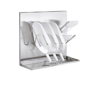 bedpan rack