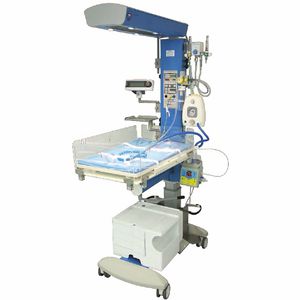 infant radiant warmer on casters