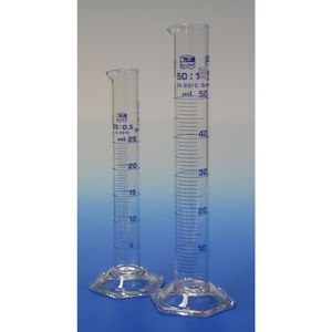 borosilicate glass measuring cylinder