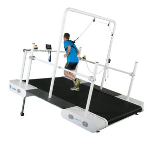 treadmill with handrails