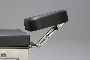 ophthalmic surgery headrest