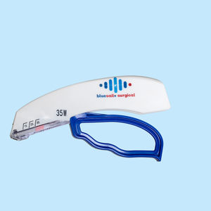 skin closure surgical stapler