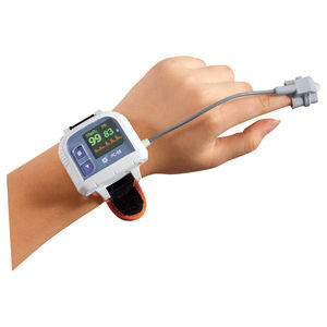 wrist pulse oximeter