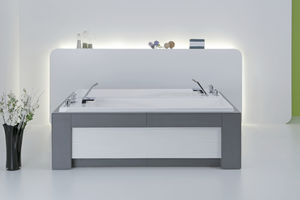 hydromassage bathtub