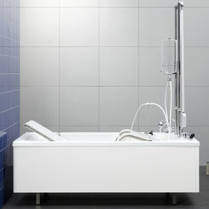 hydromassage bathtub