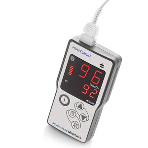 hand-held pulse oximeter