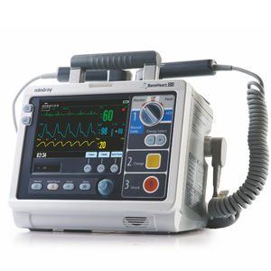 semi-automatic external defibrillator / with ECG and SpO2 monitor