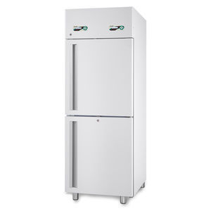 laboratory refrigerator