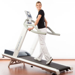 treadmill ergometer with handrails