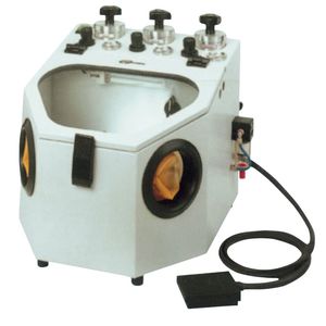 pneumatic sandblaster