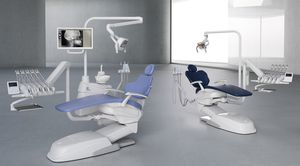 dental treatment unit with chair