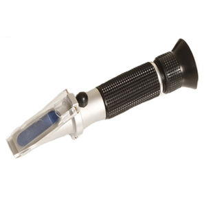 hand-held refractometer