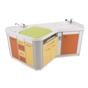 hospital changing station / with bath / with hand basin