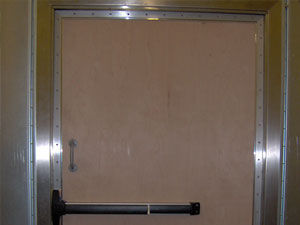 swing door