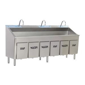 3-bay surgical sink 1